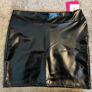 Speerise Mini Skirt - Metallc Black NWT Size L